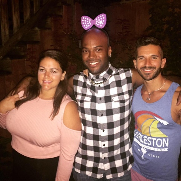 Meet your Posher, Stephanie - Picture 2 of 7